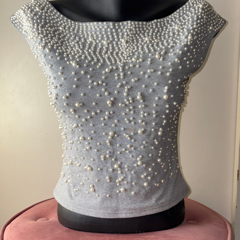 Chic Gray Pearl-Studded Women's Top